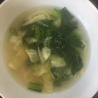 小松菜とキャベツの味噌汁
